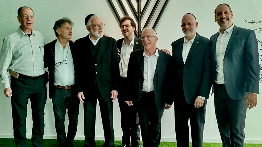The beauty of the Hebrew language expressed in Yiddish song: the Mekor Haim Choir to perform Oyfn Pripichok