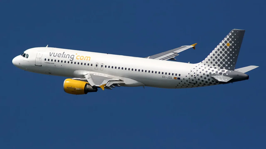 Airline Vueling deplanes Jewish children, arrest summer camp director due to alleged disruptions