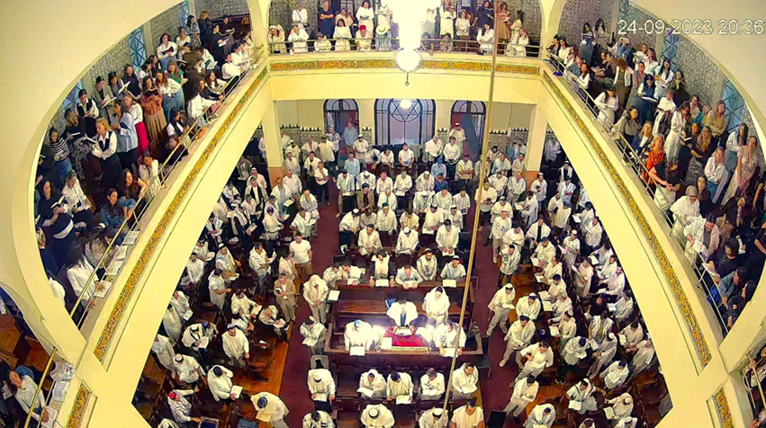 Kadoorie synagogue invited Amadeu Guerra and Rui Cardoso to the Simchat Torah party