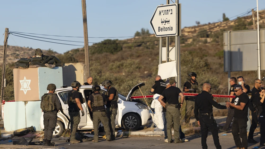 Neria Leiter, son of Israel’s ambassador to US, remains in ‘very serious condition’ after terror attack