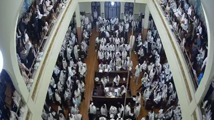 Minyan of the Jewish Community of Porto prepares reading of the last book of the Torah and sends greetings to everyone