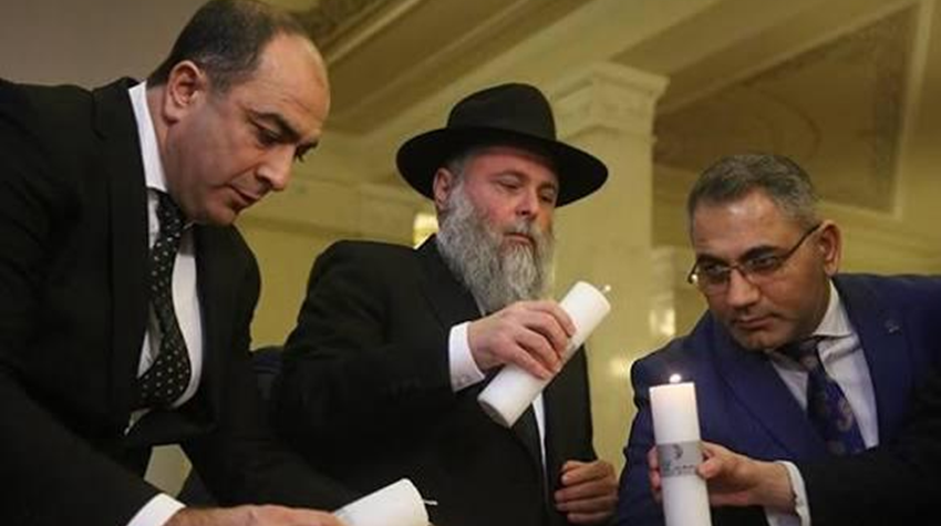 In Bombarded Kiev, Rav Markovitch Holds Community Together