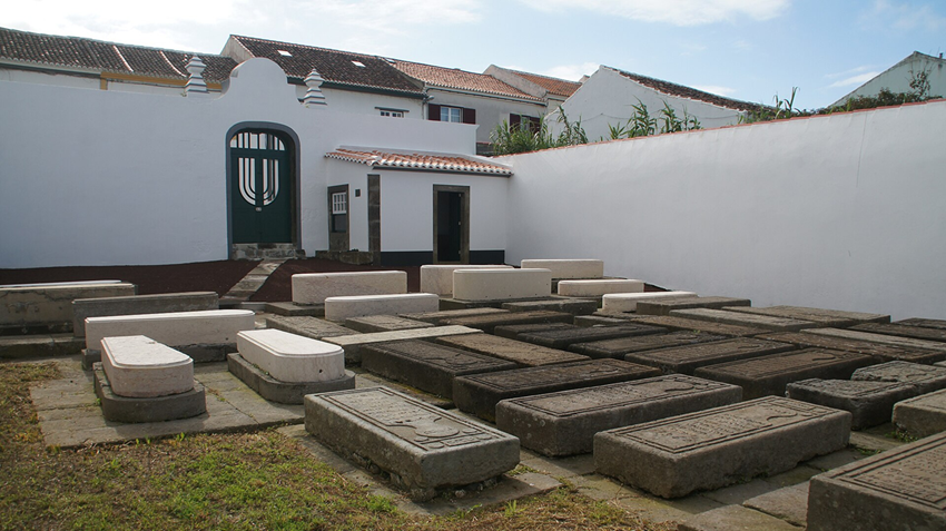 Israeli Ambassador to Portugal Visits Historic Jewish Cemetery in the Azores