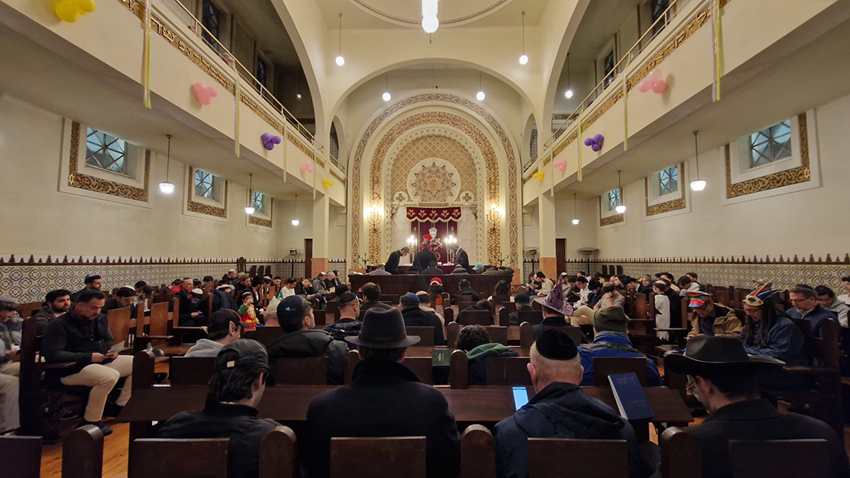 Under tight security, Jews in Porto have celebrated Purim