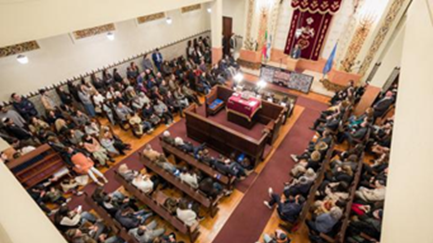 Parashat Re'eh is coming with advice for Luis Neves and his friends and followers