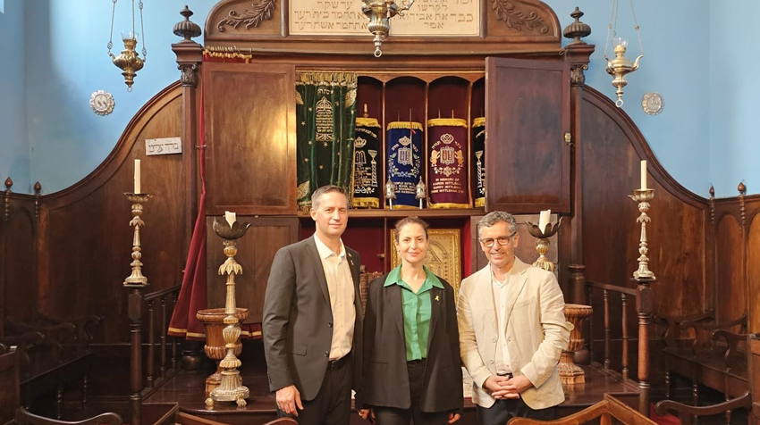 Israeli Ambassador to Portugal visits the only synagogue in Ponta Delgada