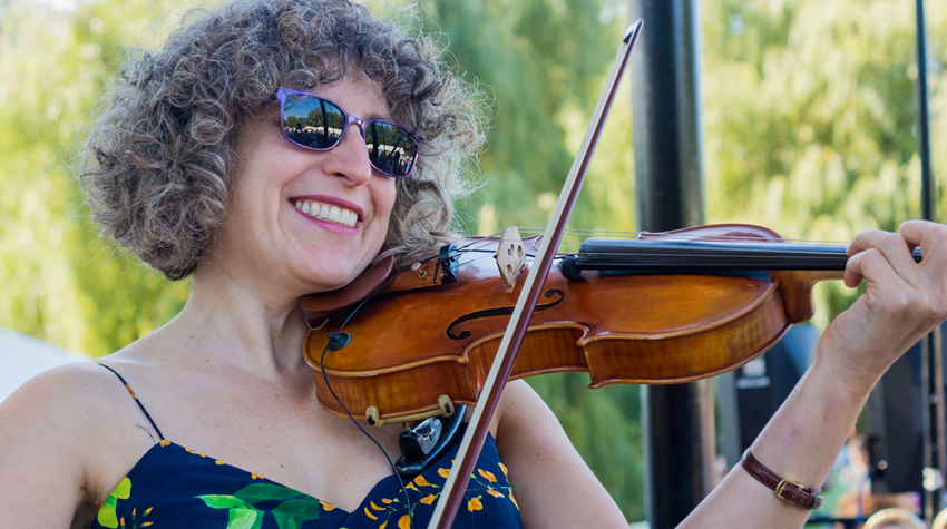 World-class Klezmer musician Ilana Cravitz joins Taybelekh concert line-up in Oporto